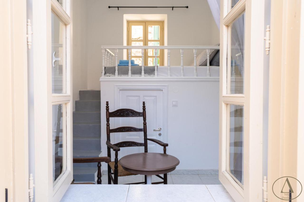 Mansion House Villa Chalki Town ภายนอก รูปภาพ