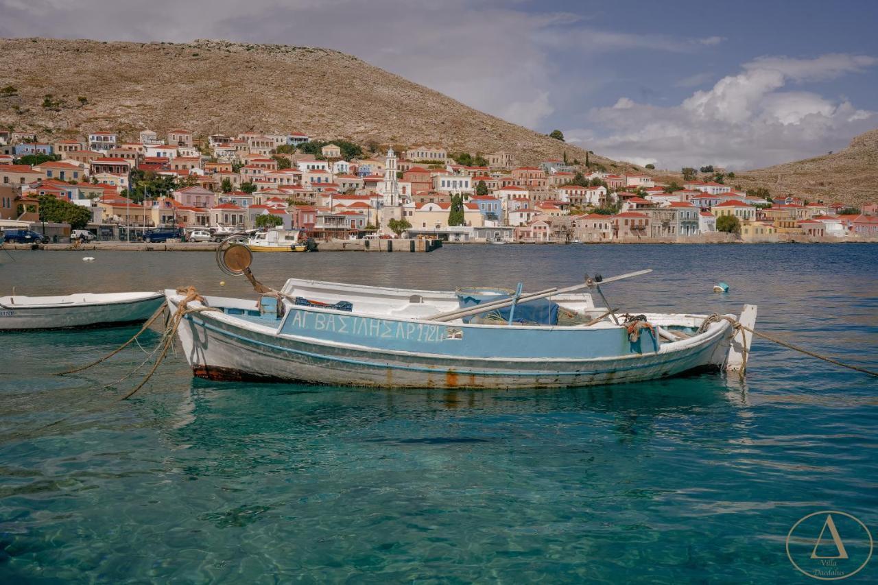 Mansion House Villa Chalki Town ภายนอก รูปภาพ